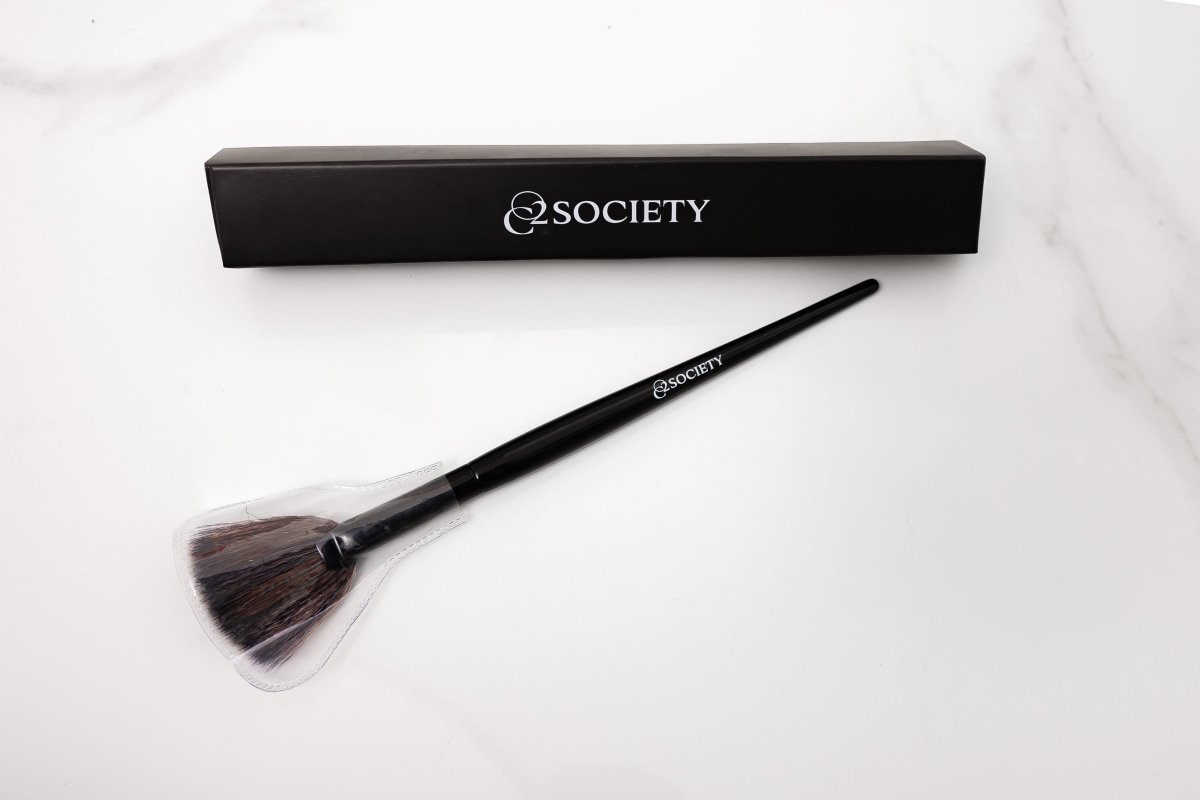 CO2 Applicator Fan Brush - CO2 Society